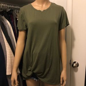 Oversized Medium Green Side-Twisted T-shirt